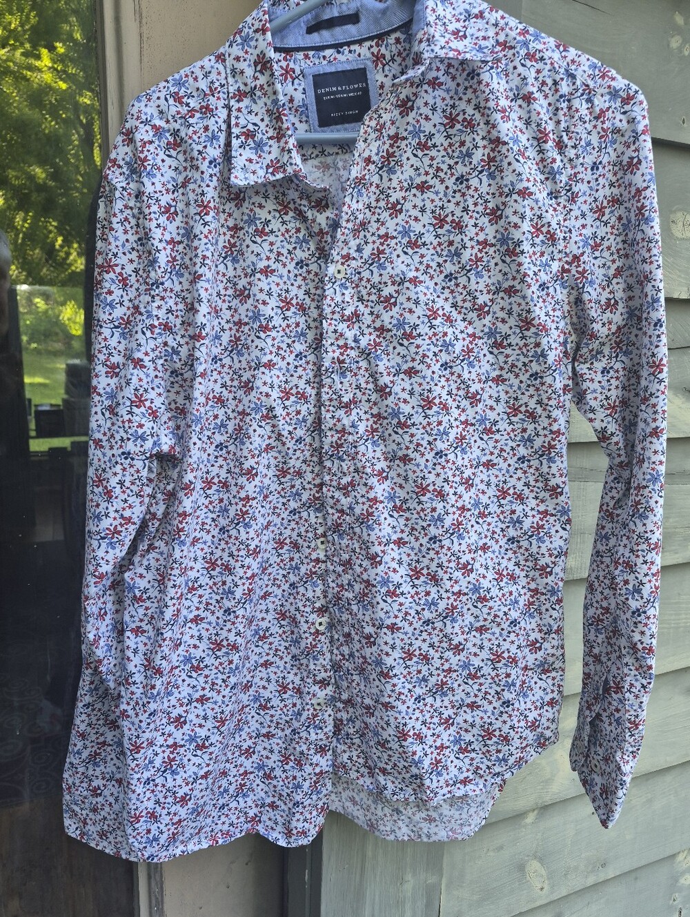 Club Room Men's White Floral Button-Down Shirt - Red & Blue Pattern